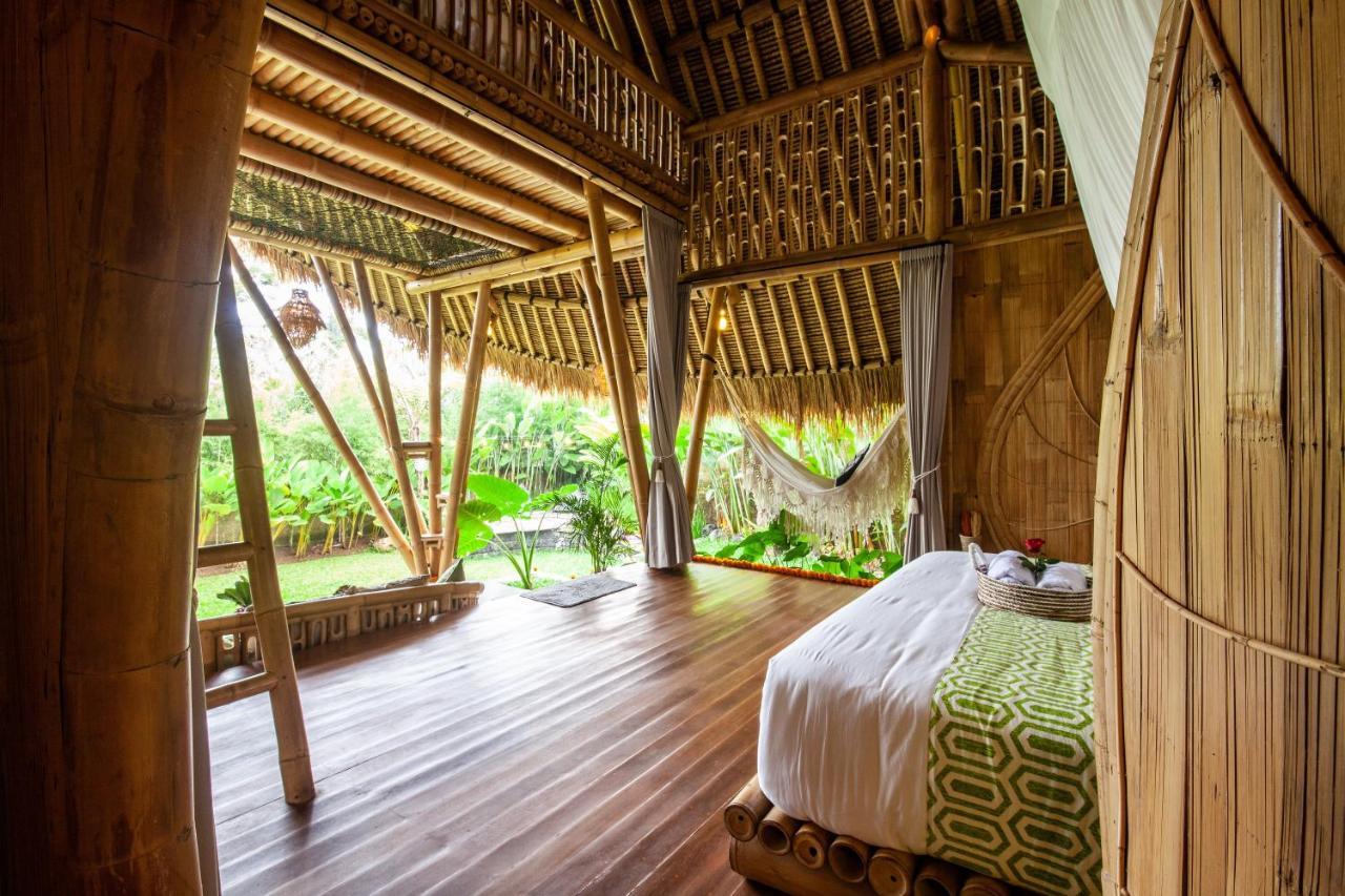 Вілла Balikayanas Bamboo House - Miggiell House Каранґасем Екстер'єр фото