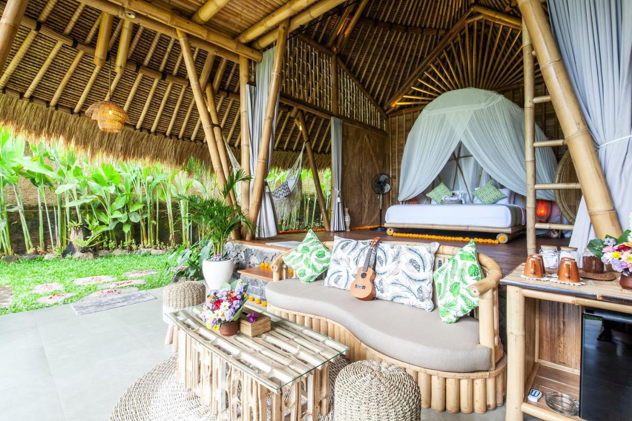 Вілла Balikayanas Bamboo House - Miggiell House Каранґасем Екстер'єр фото