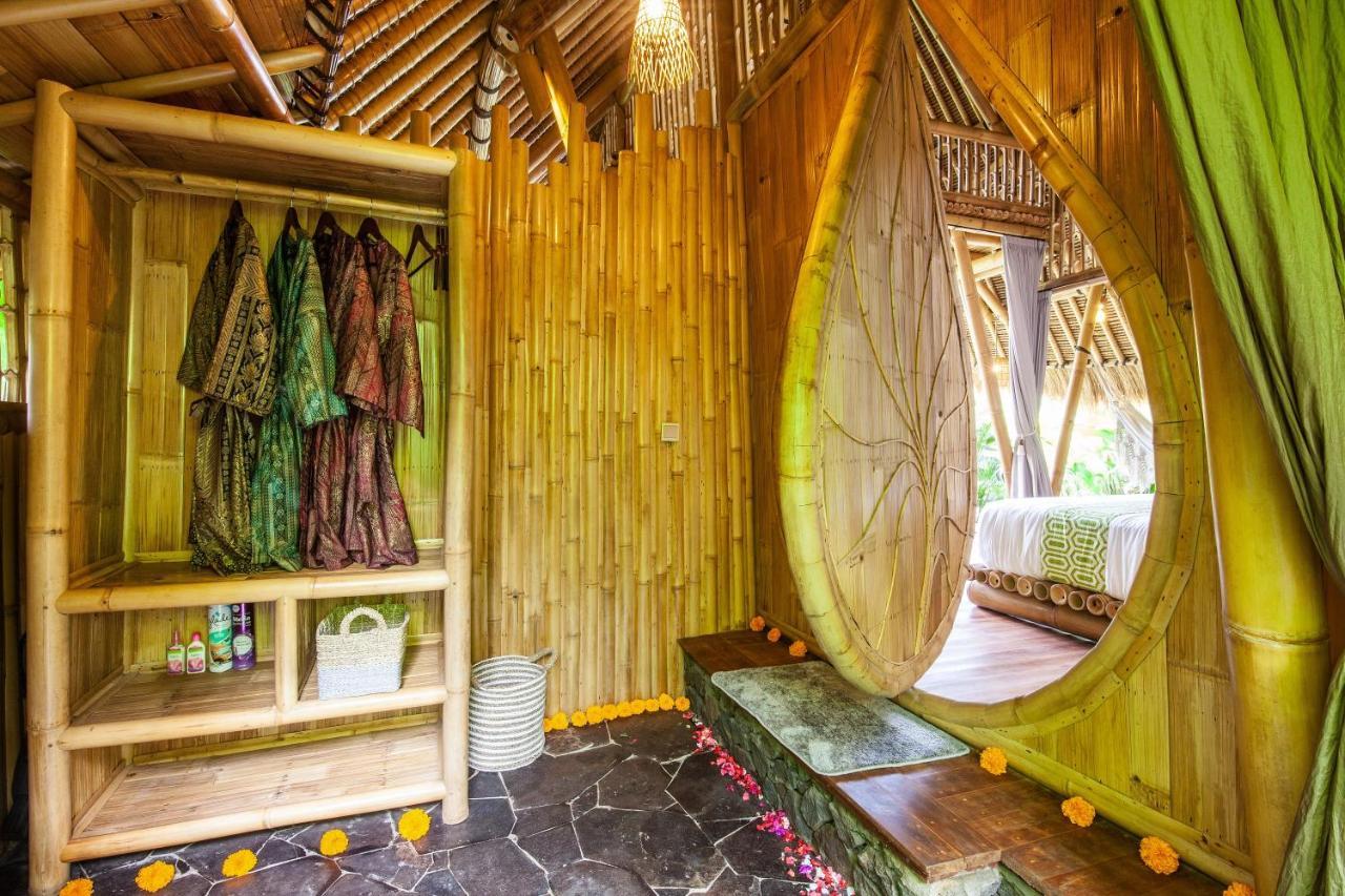Вілла Balikayanas Bamboo House - Miggiell House Каранґасем Екстер'єр фото